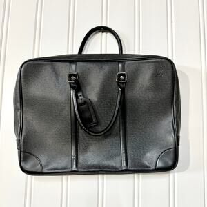 LOUIS VUITTON Authentic Men's Business Bag Briefcase Leather Black Round Zipper